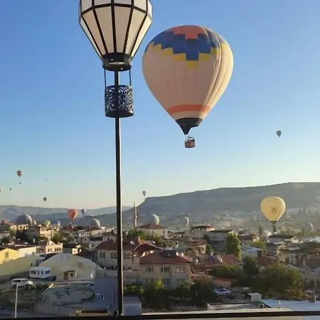 Готель Balloon View 3*