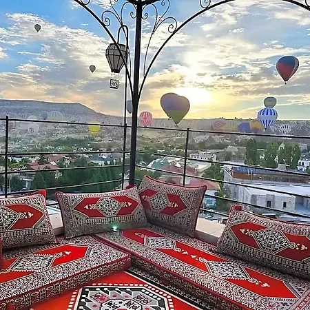 Balloon View מלון 3*